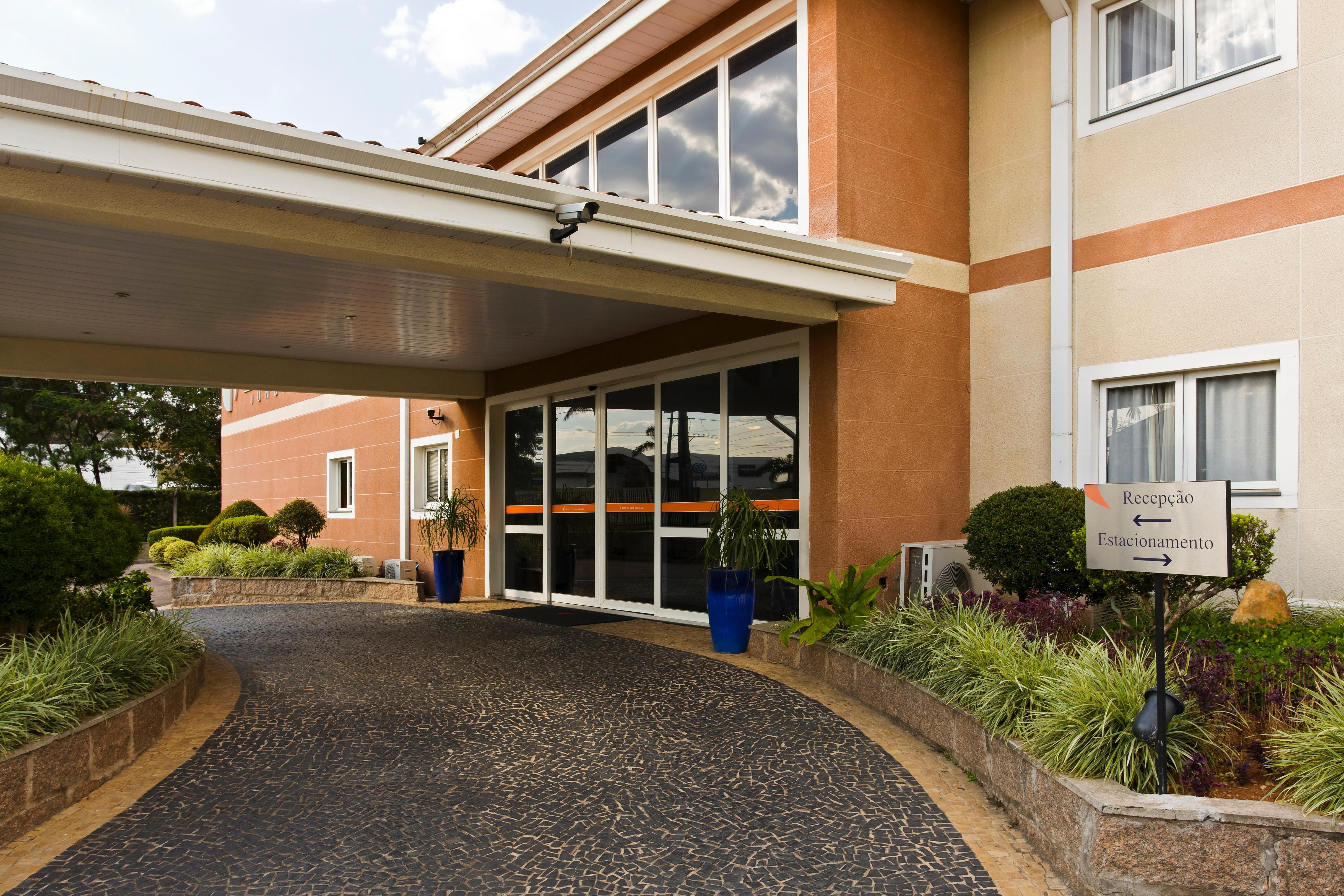 Red Roof Inn Jundiaí Exterior foto